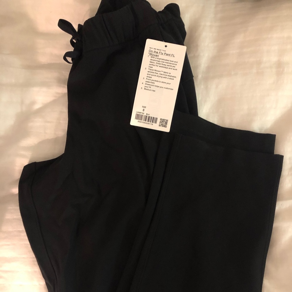 Lululemon women's On the Fly Pant Woven